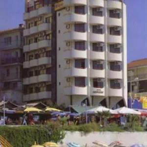 Sergent Kusadasi